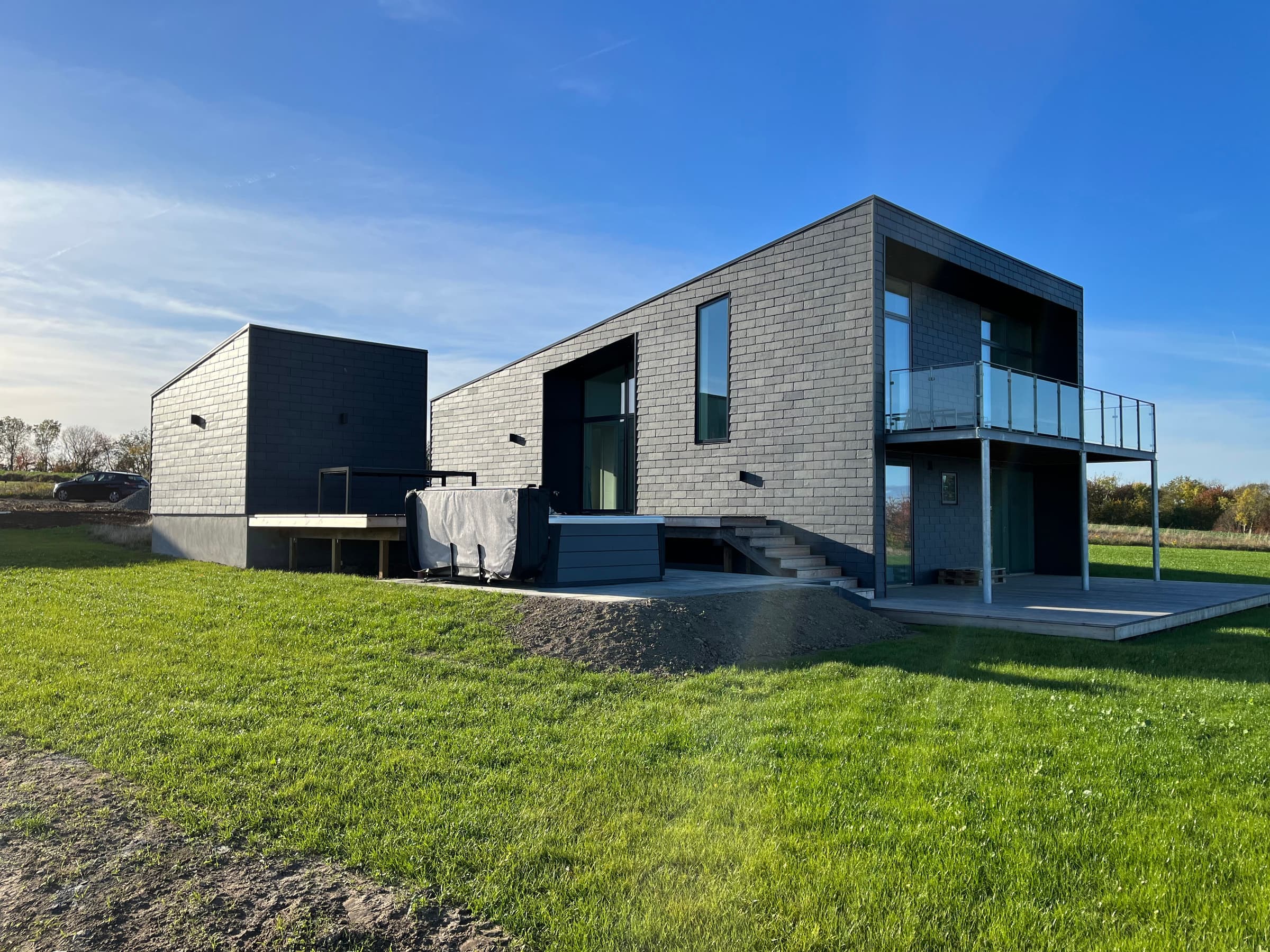 Nybygget sommerhus med havudsigt - billede 1