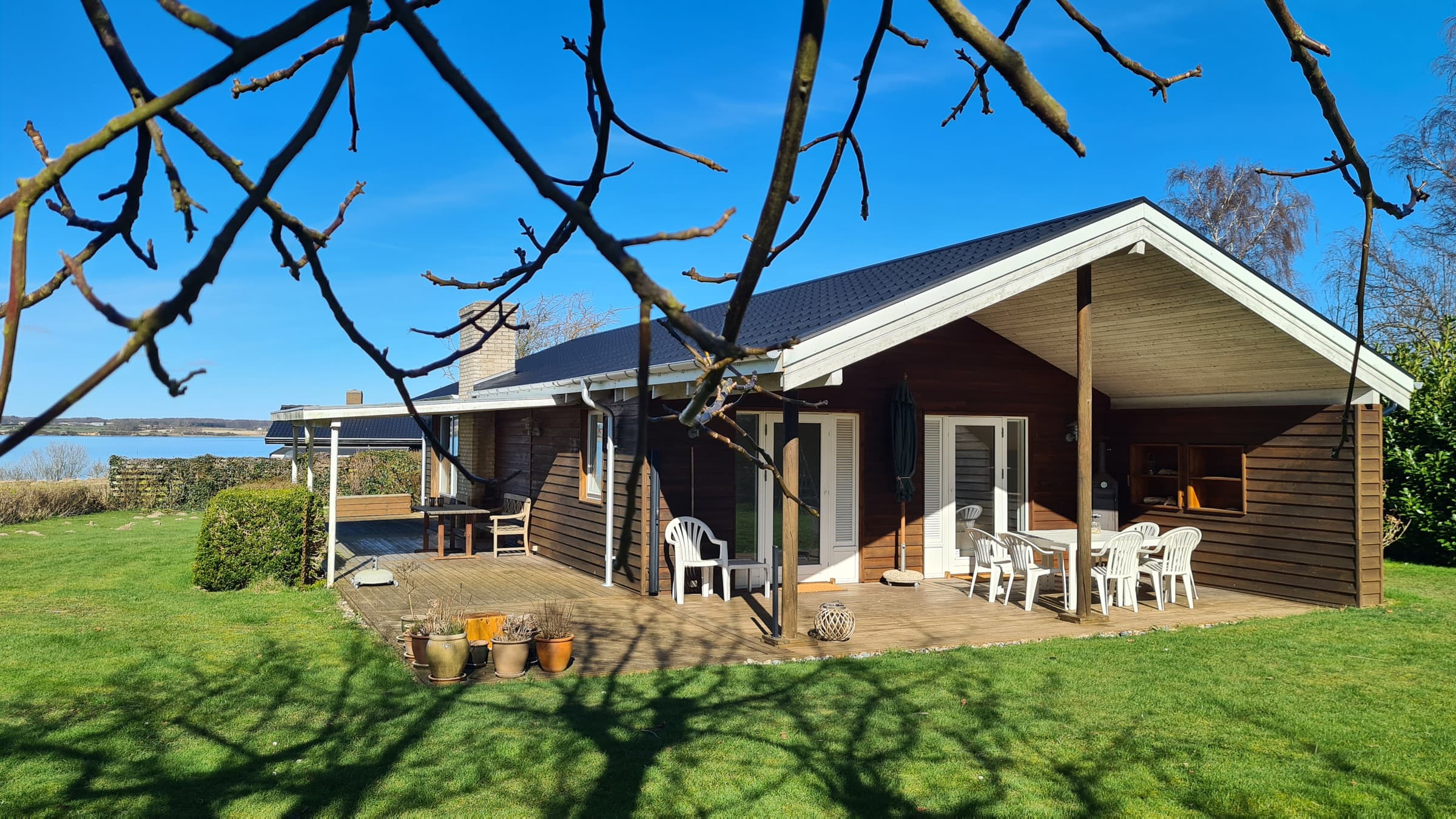 Sunset Lodge - attraktivt sommerhus med havudsigt - billede 1