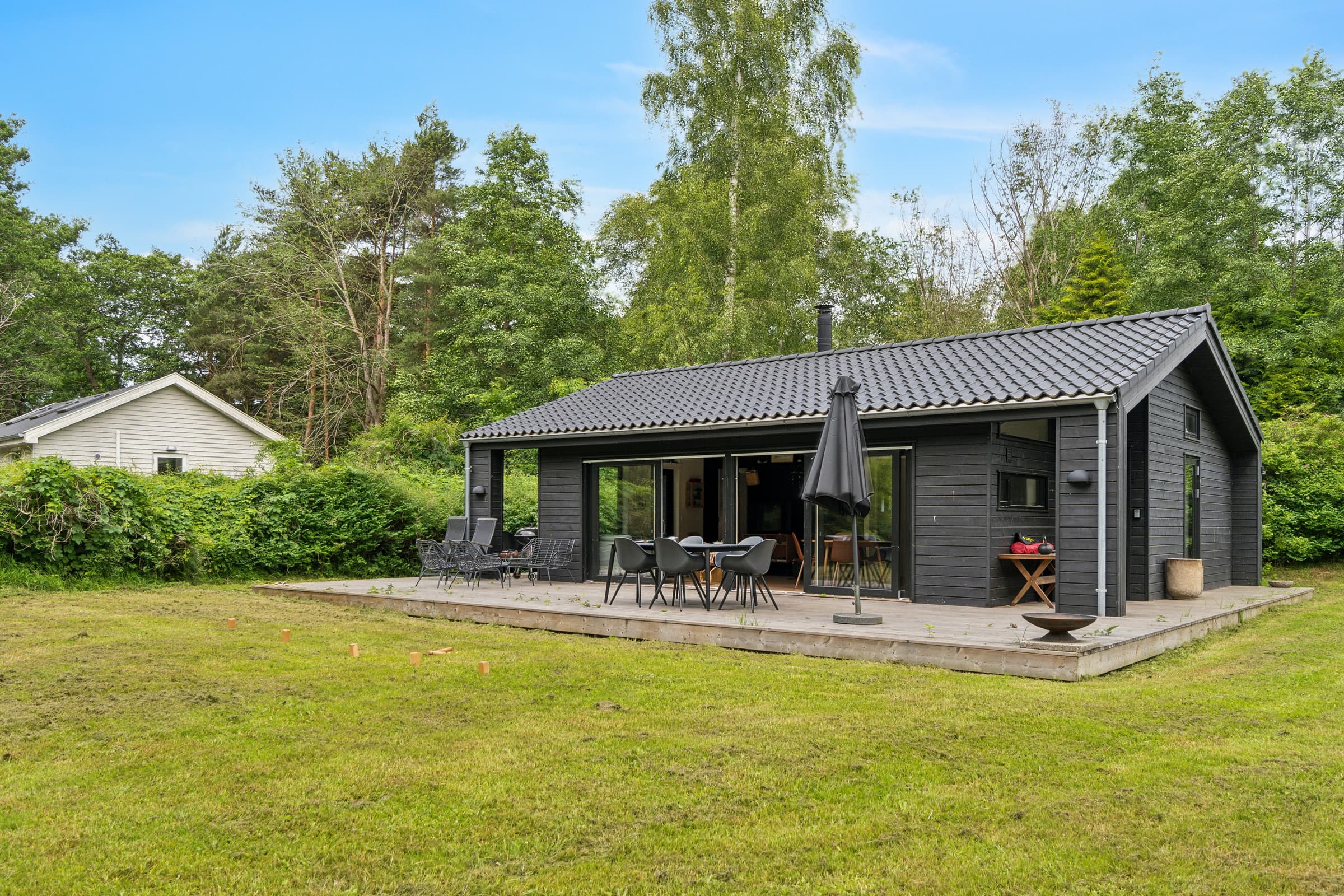 Naturskønt sommerhus i Asserbo - billede 1