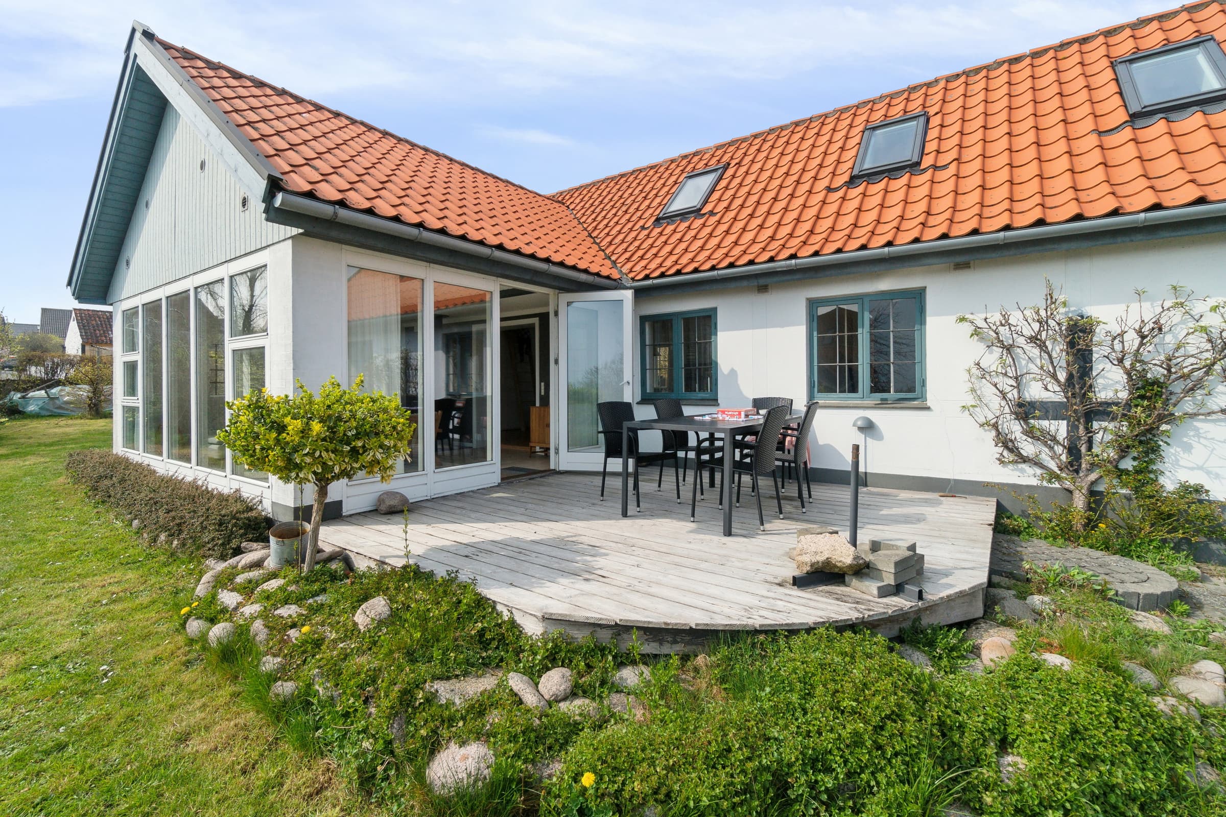 Sommerhus i Årsdale med havudsigt - billede 1