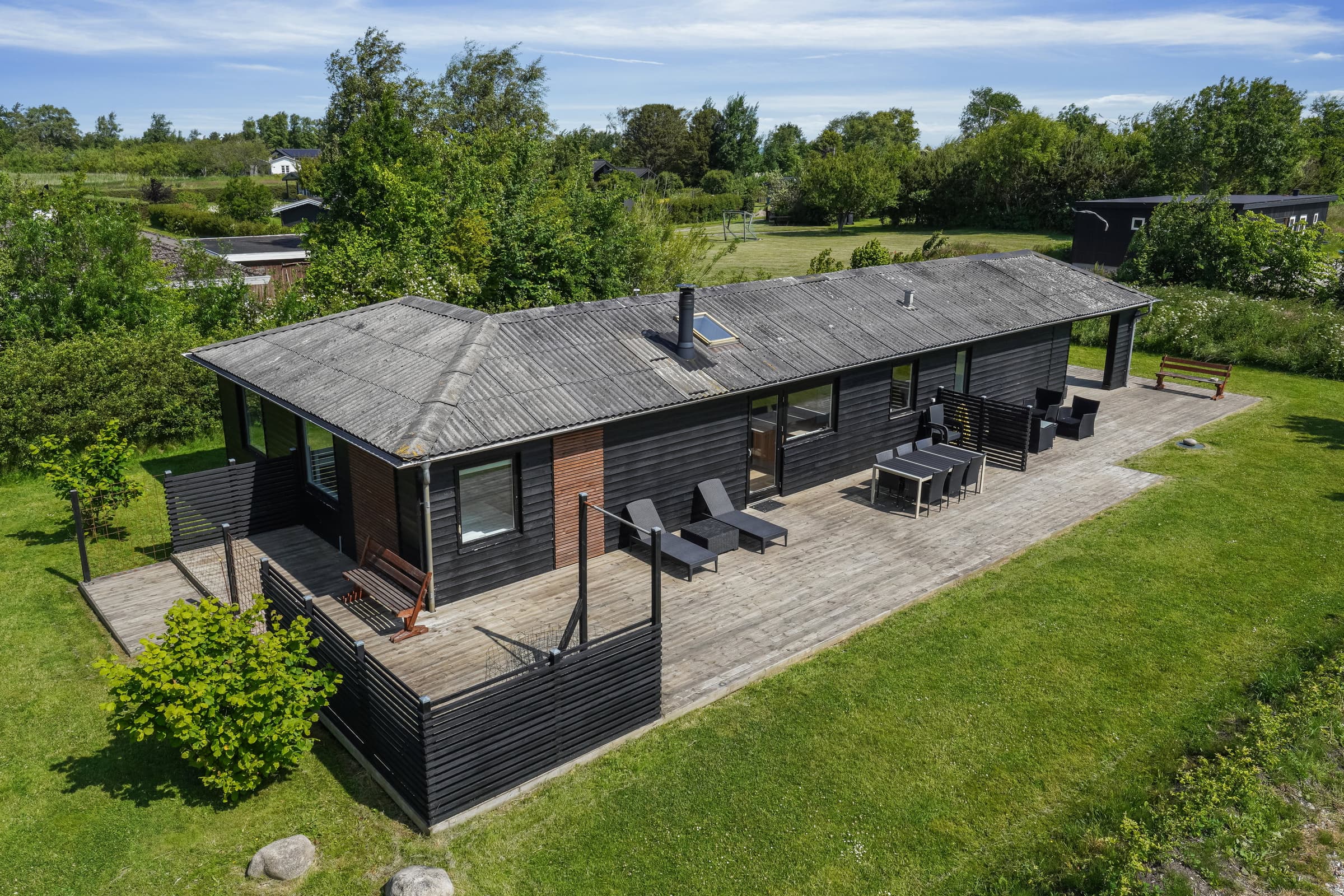 Hyggeligt hus tæt på strand og by - billede 1