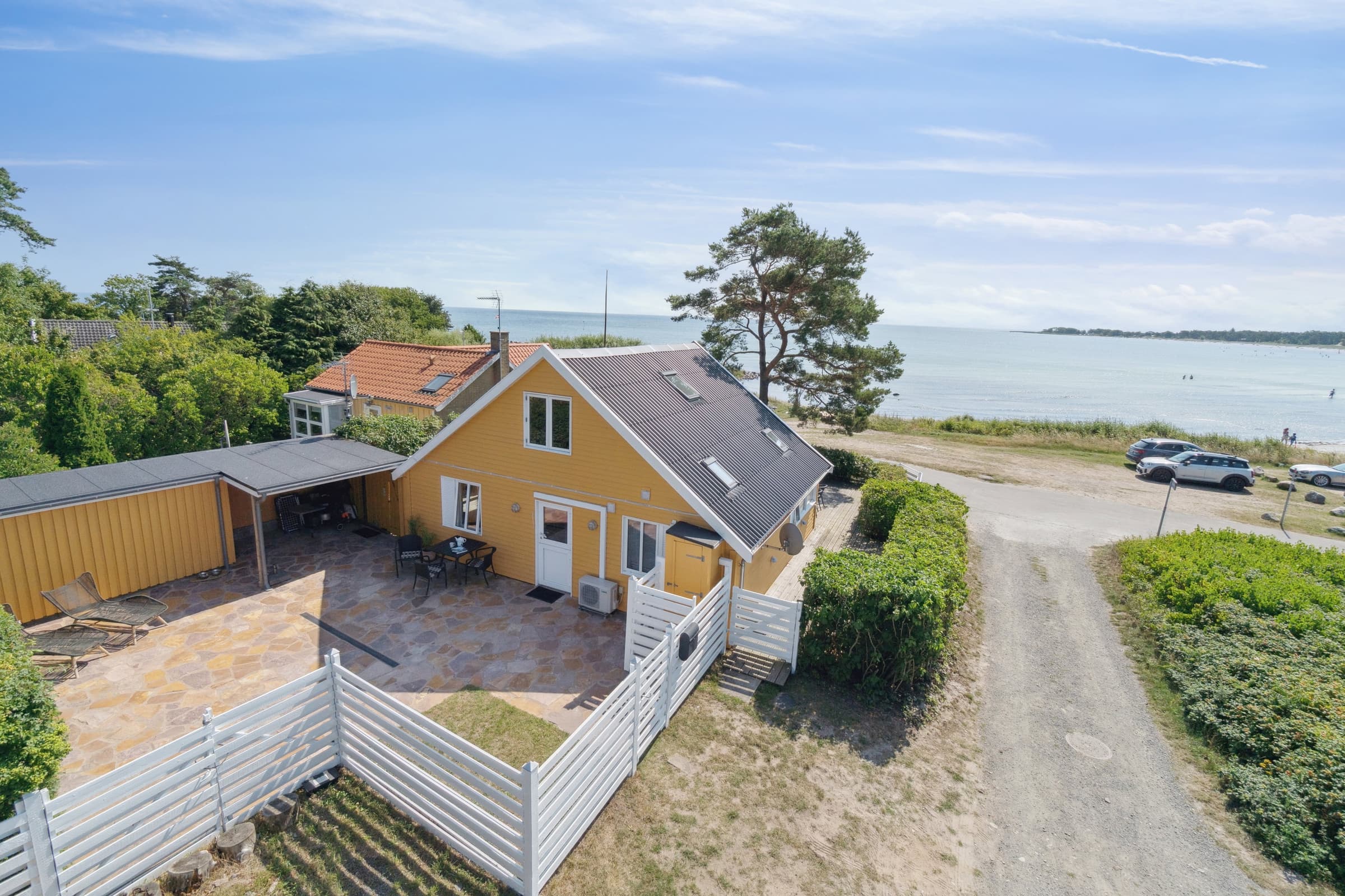 Panoramaudsigt og Danmarks bedste badestrand - billede 1