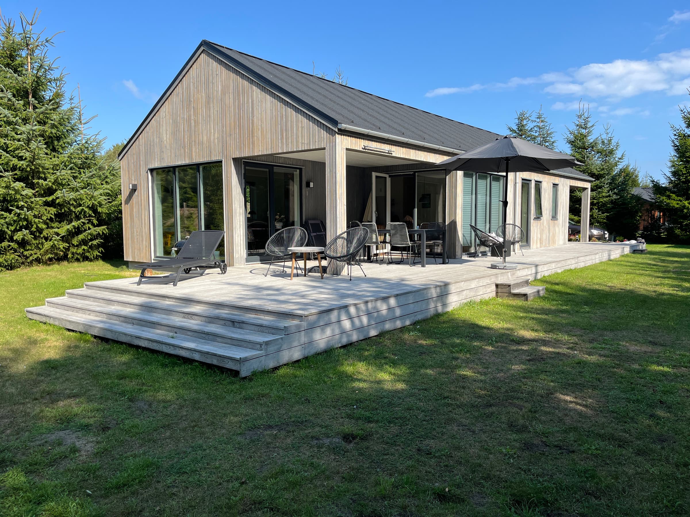 Arkitekttegnet ferieperle på Bornholm - billede 1