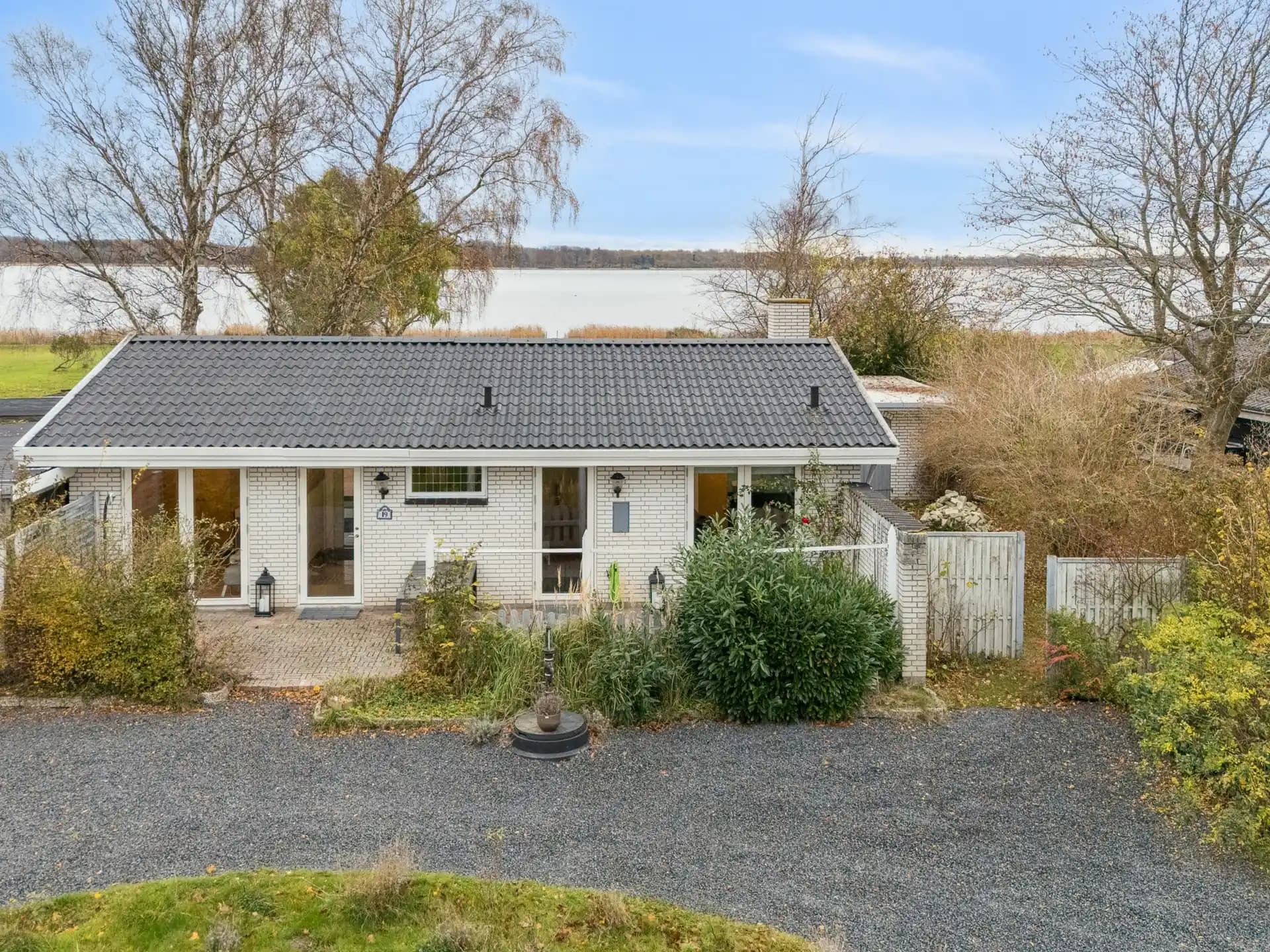 Sommerhus med fjordudsigt - billede 1