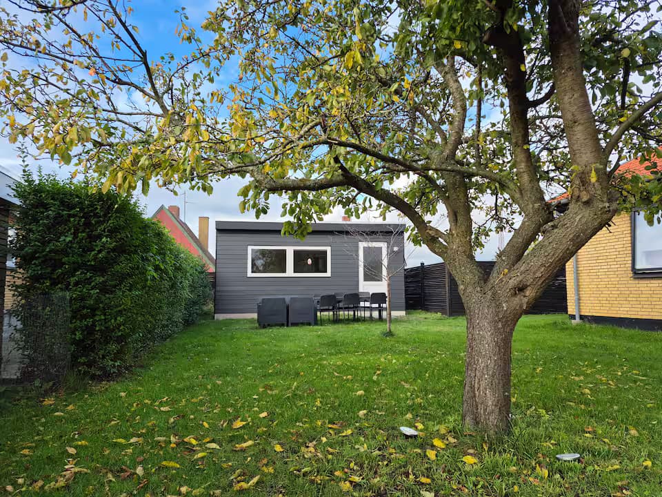Lys og moderne bolig til afslappende ophold - billede 1