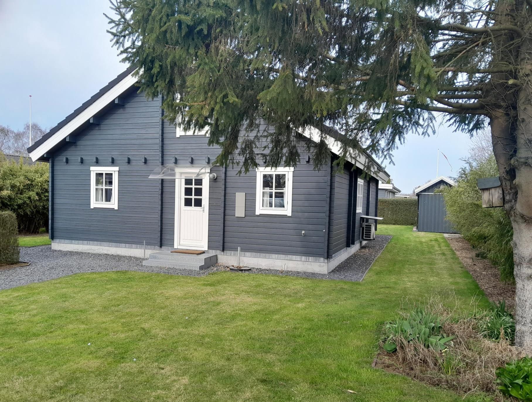 Hyggeligt bjælkehus tæt på strand og skov - billede 1