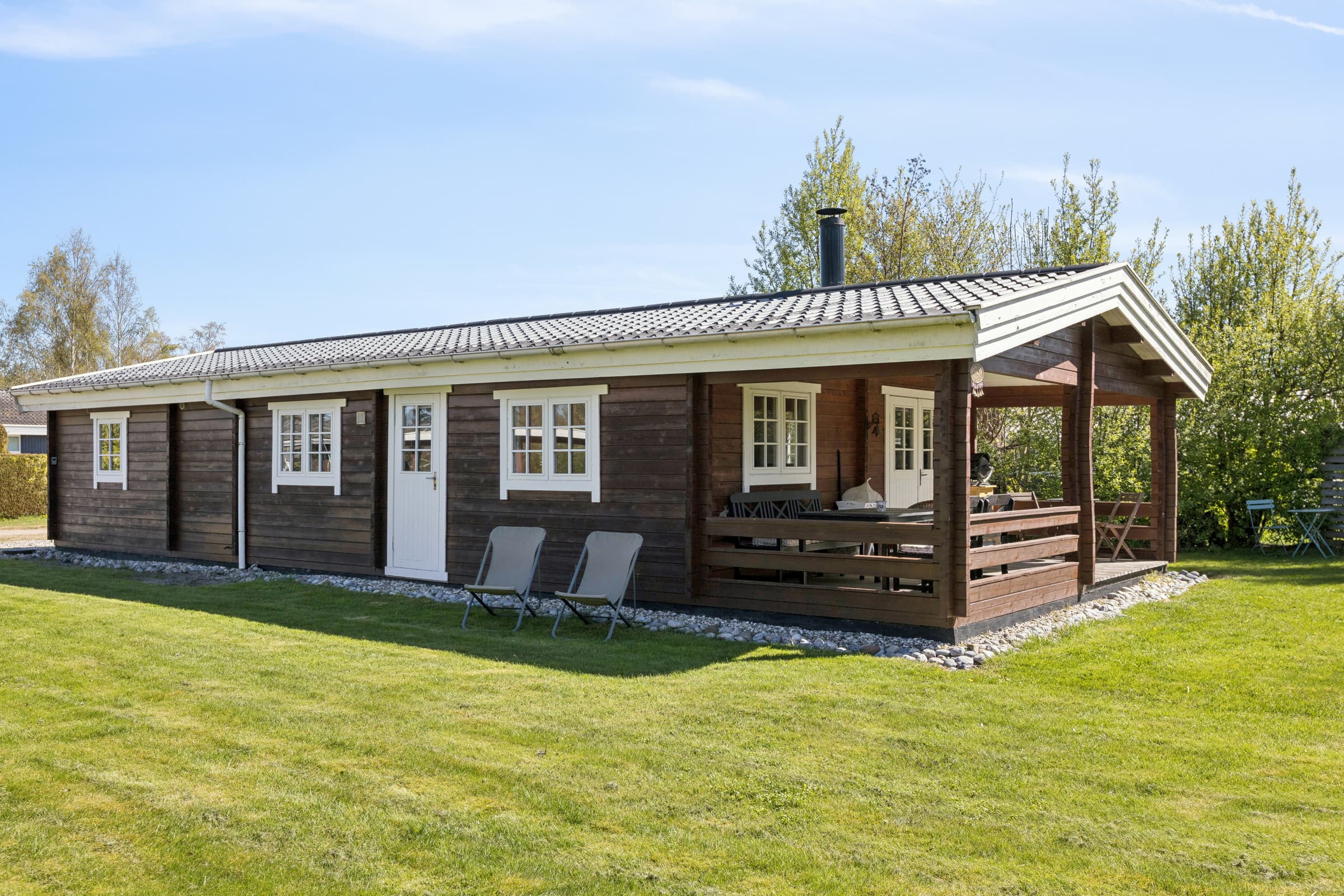 Charmerende bjælkehus med sauna nær stranden - billede 1