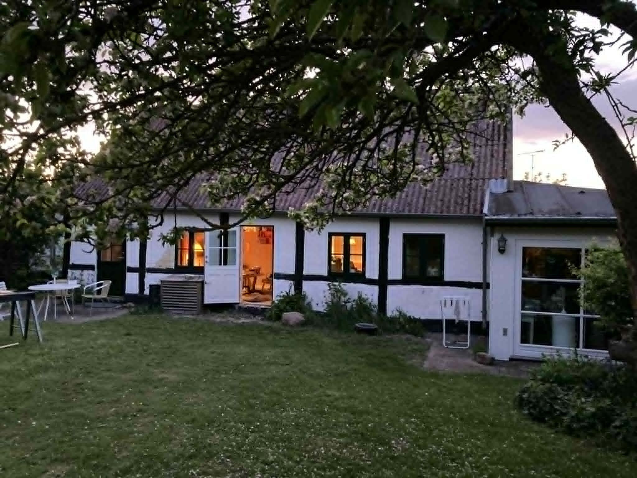 Renoveret byhus: Gl.Tejn, et rart sted at være - billede 1