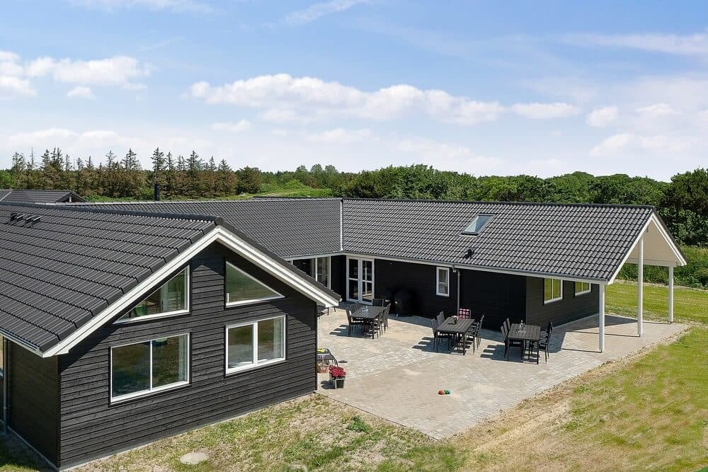 Stort sommerhus med pool i Olpenitz Nordtyskland - billede 1