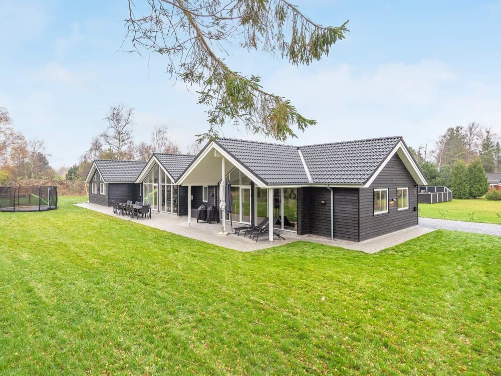 Hyggeligt luksussommerhus i ferieparadiset, Marielyst - billede 1