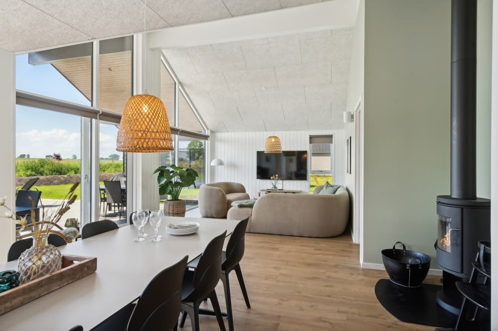 16 personers Skanlux poolhus ved smukke Hasmark Strand på Nordfyn - billede 1