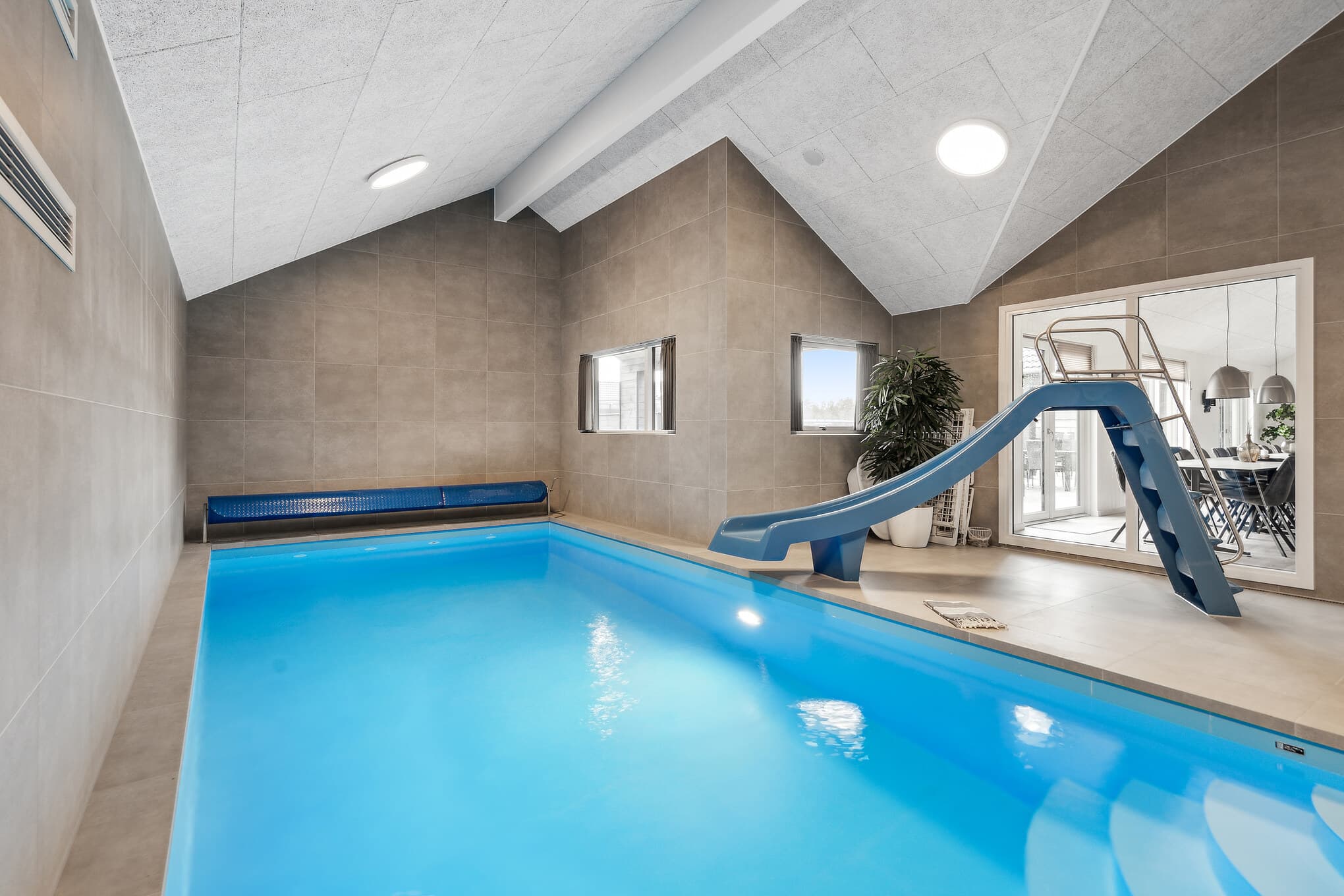 Stort luksus poolsommerhus i Ivenack til 26 personer med aktiviteter og wellness - billede 1